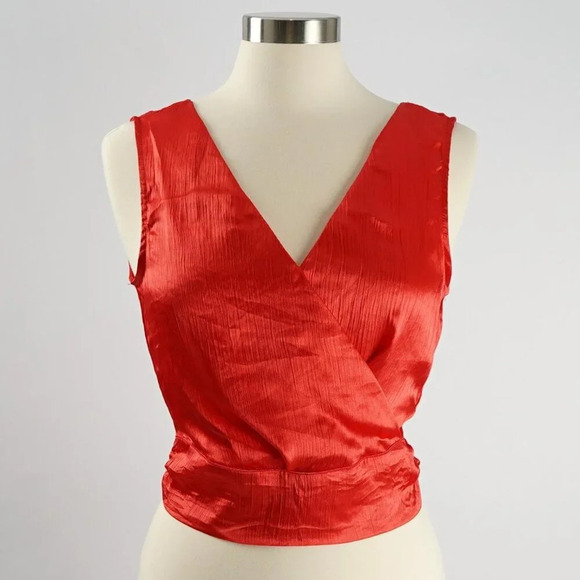 Pleione Open Back Tank - Picture 2 of 6